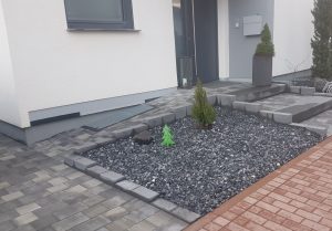pflaster-treppe-basalt_1
